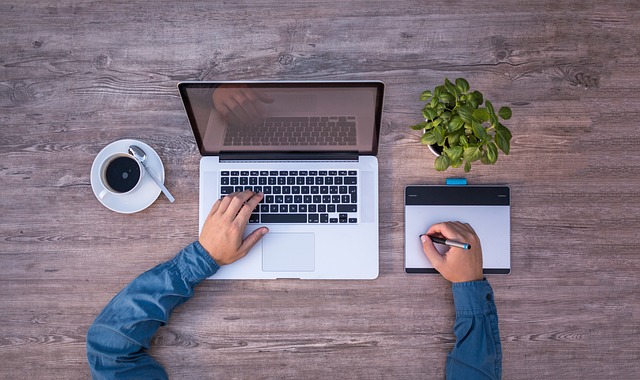 1773555691393934.jpg laptop-2838921_640.jpg